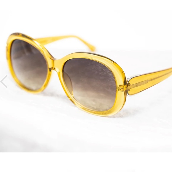 πHPπ π Oscar De La Renta Sunglasses - Picture 3 of 10